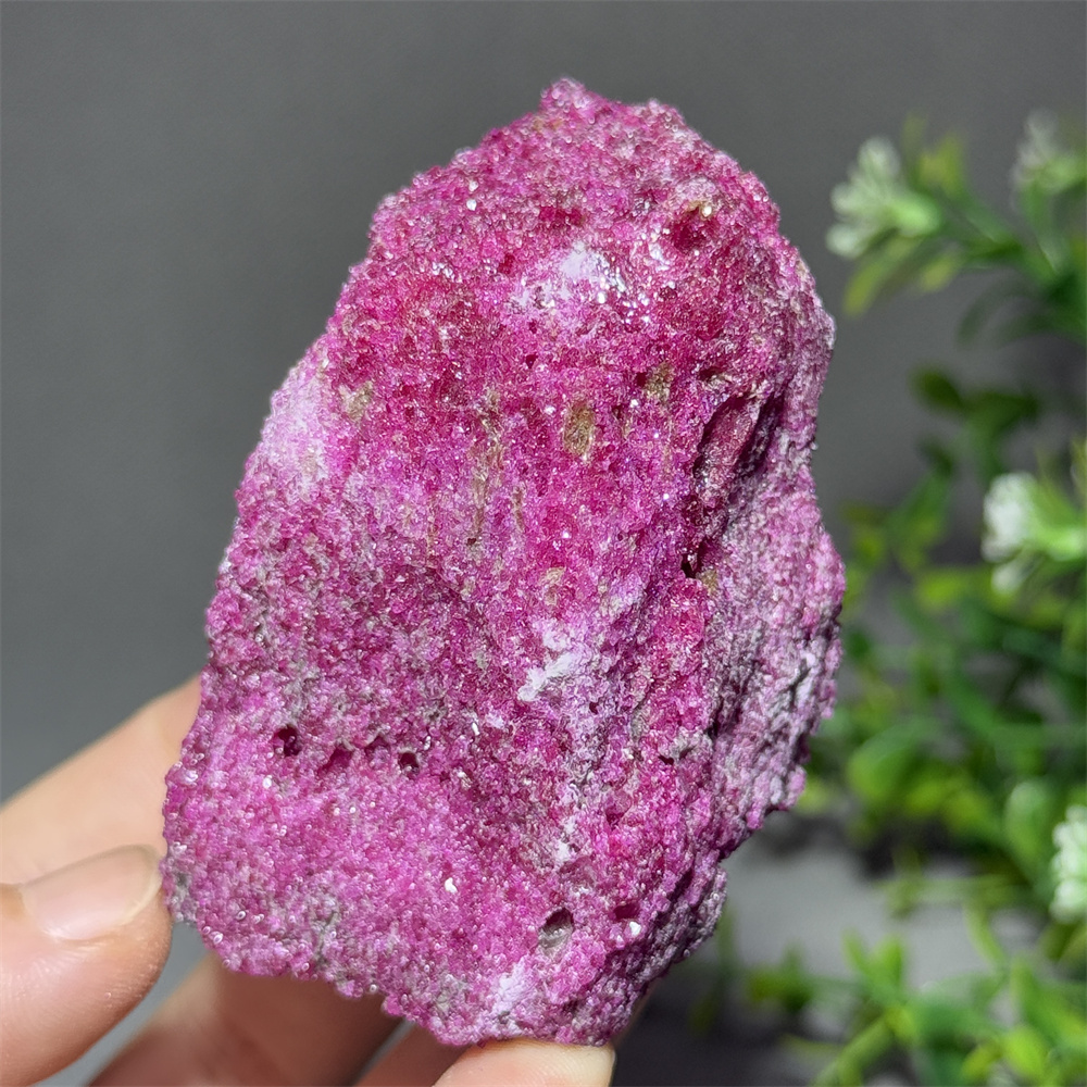Natural Red Corundum Ruby Roug - огляд і ціна Renewable Energy Infrastructure